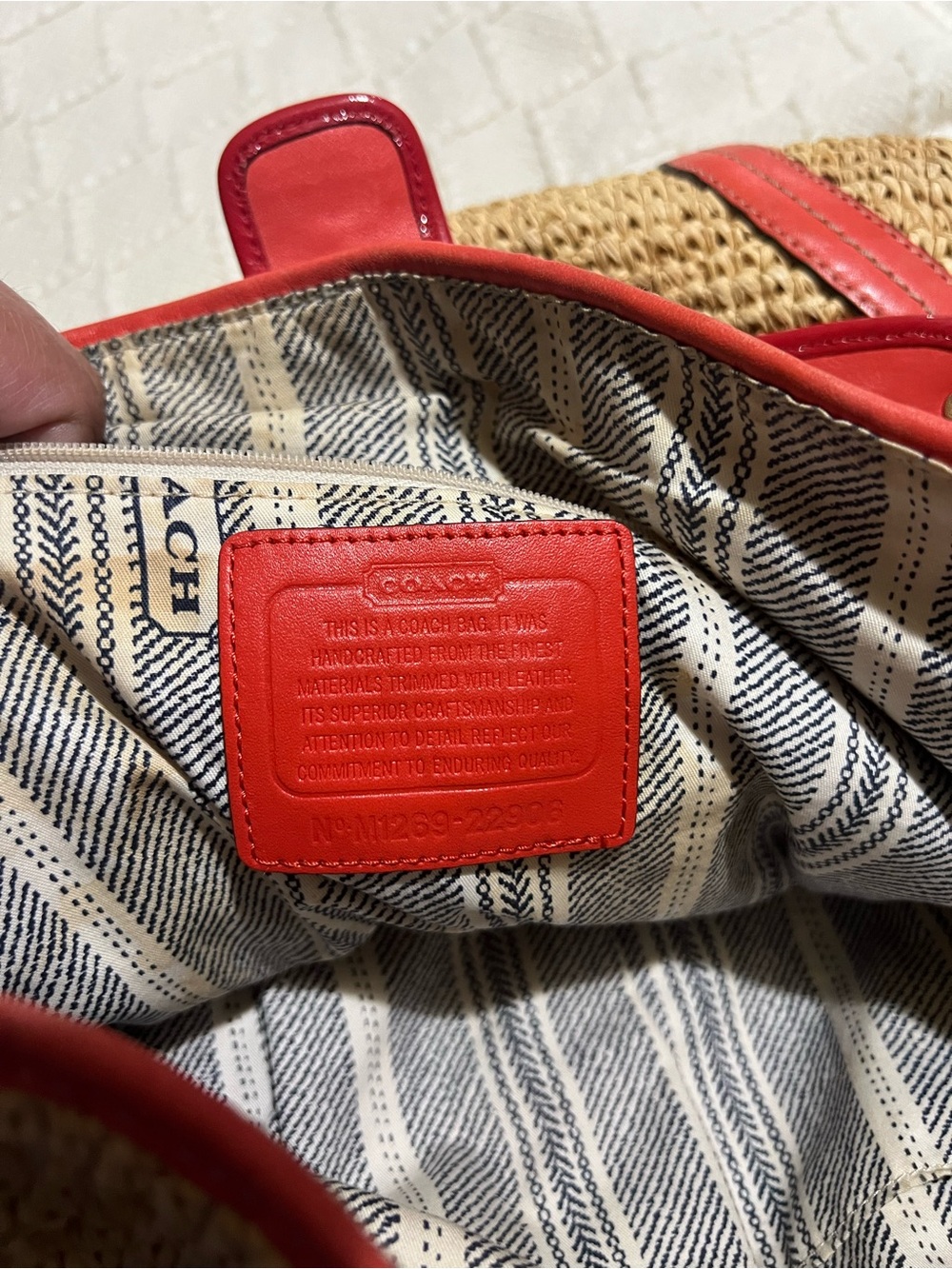 Vintage Coach Straw Hobo Shoulder Bag with Red Leather Trim - Picture 10 of 13